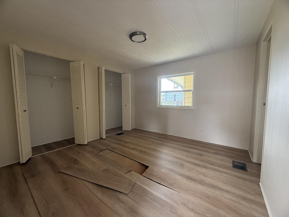 Camelot Lakes Village