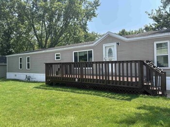Thumbnail of mobile home