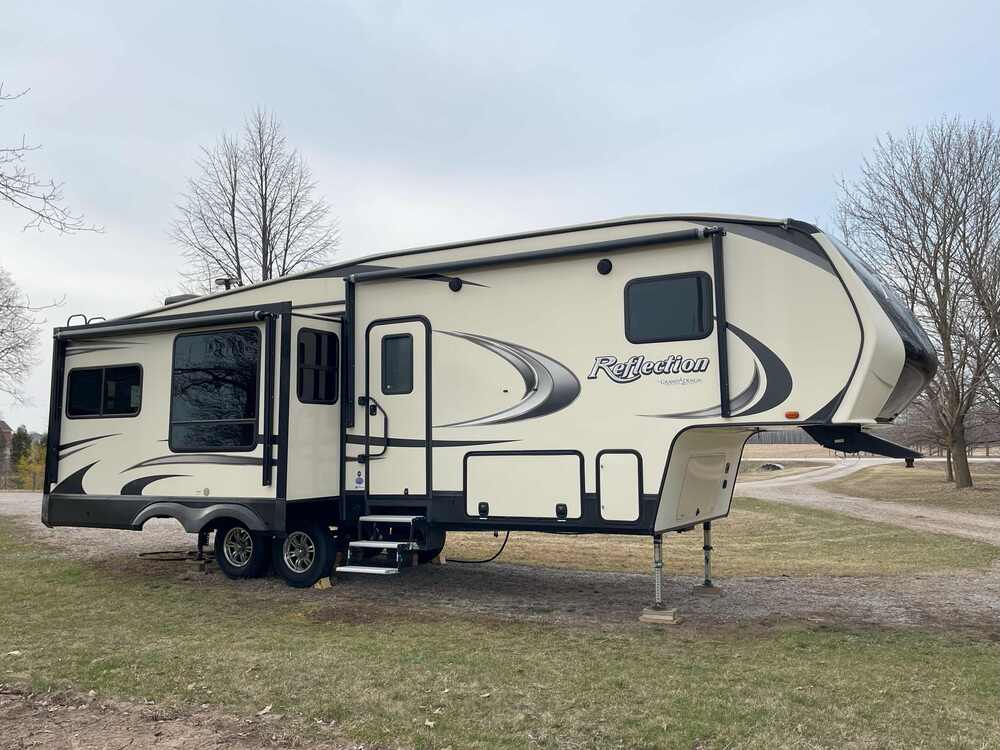 Photo of Rv