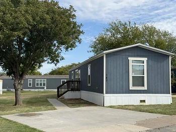 Thumbnail of mobile home