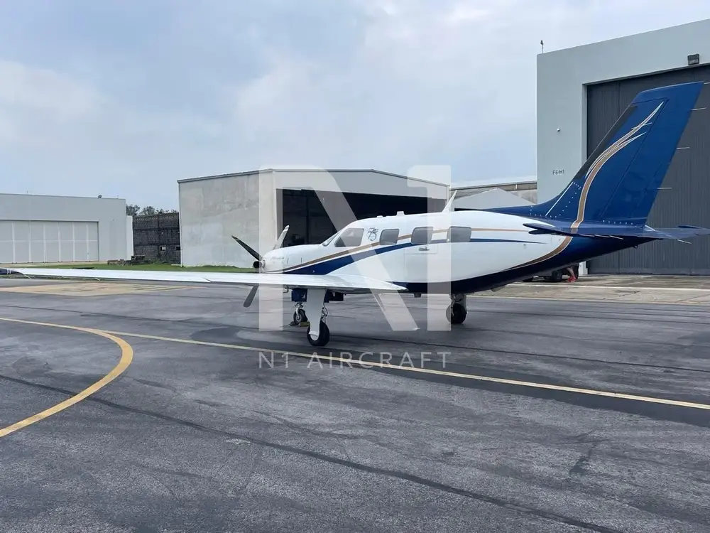 7703/piper-pa-46-500tp-malibu-meridian-2012-flightmarket-id-7703-40211.webp