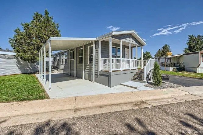 Photo of Mobile Home