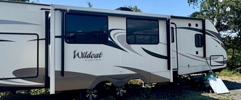 Thumbnail of RV