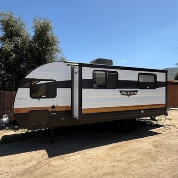 Thumbnail of RV