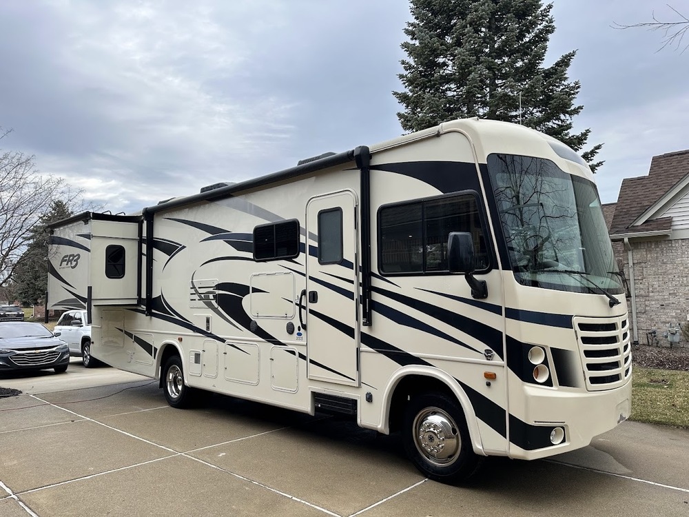 Photo of Rv