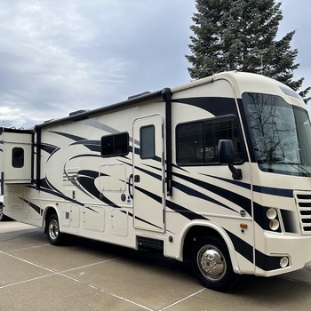 Thumbnail of RV