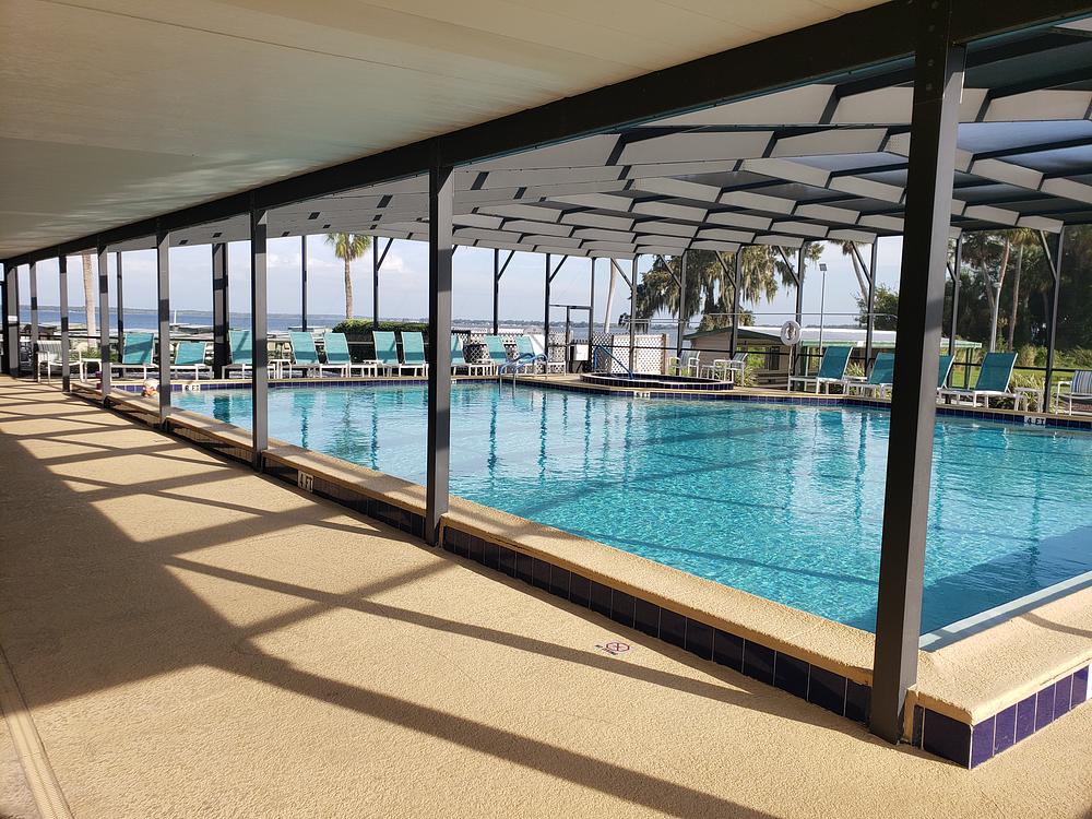 Lake Griffin Harbor Village