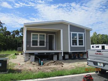 Thumbnail of mobile home