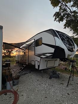 Thumbnail of RV