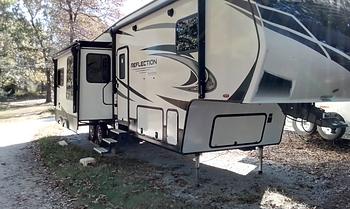 Thumbnail of RV
