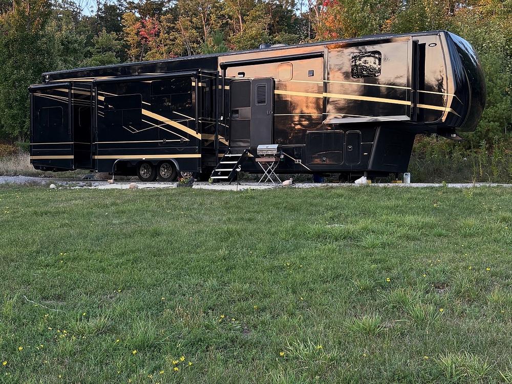 Photo of Rv