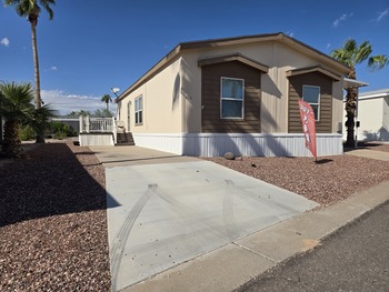 Thumbnail of mobile home