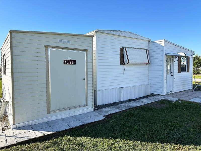 Photo of Mobile Home