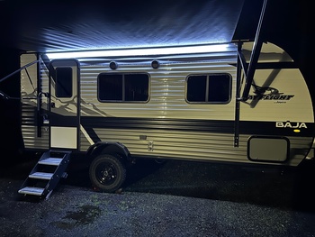 Thumbnail of RV