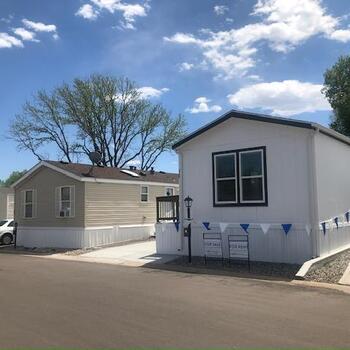 Thumbnail of mobile home