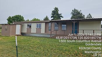 Thumbnail of mobile home