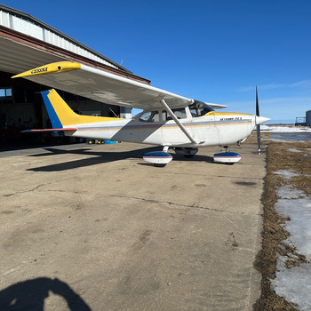 1975 Cessna 172II right view(1)_1.jpg