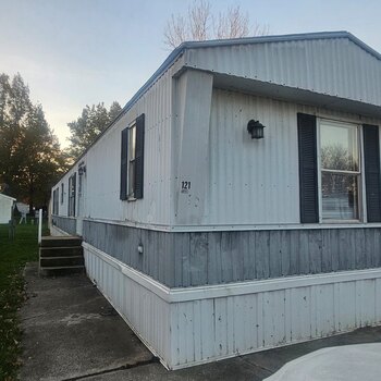 Thumbnail of mobile home