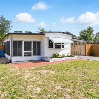 Thumbnail of mobile home