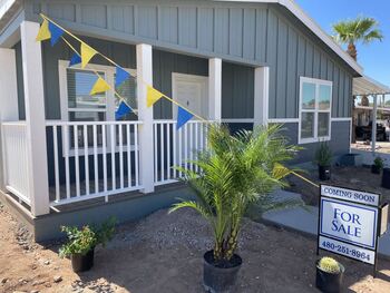 Thumbnail of mobile home