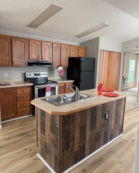 Photo of For Sale: 3-bedroom, 2-bathroom | Park Village 16