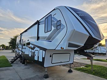 Thumbnail of RV