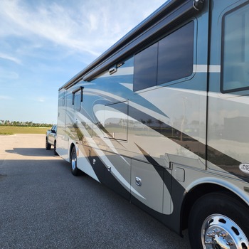Thumbnail of RV