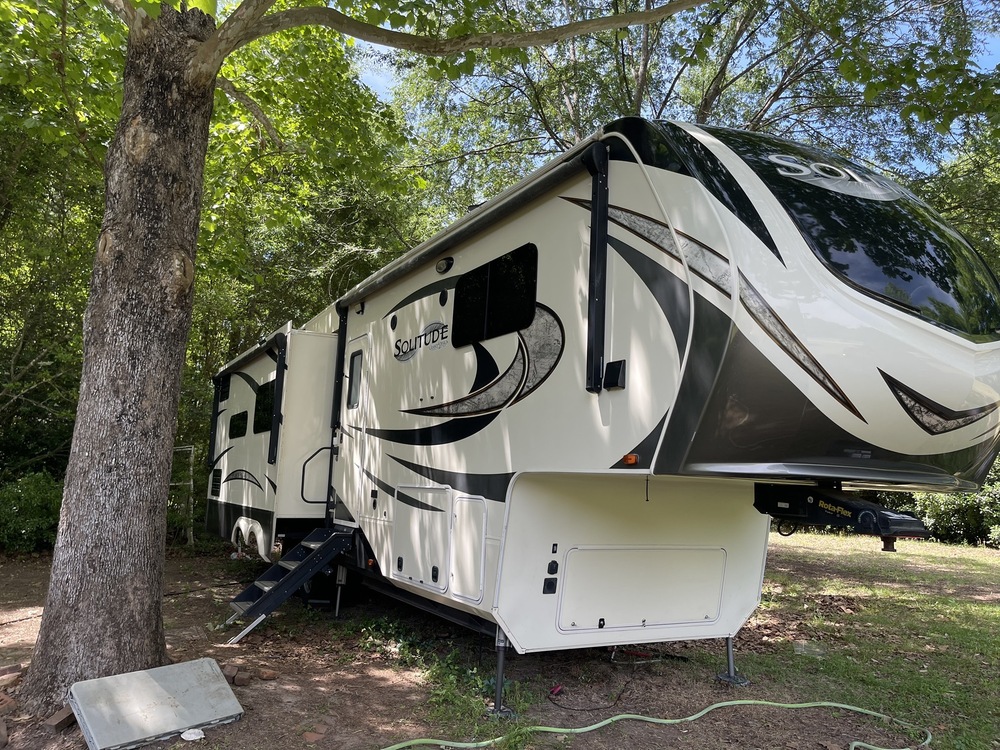 Photo of Rv