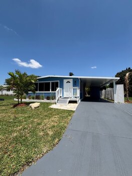 Thumbnail of mobile home