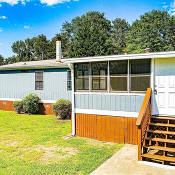 Thumbnail of mobile home