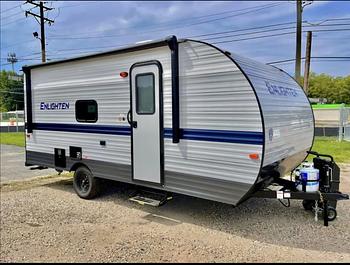 Thumbnail of RV