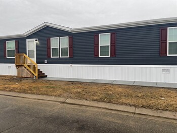 Thumbnail of mobile home