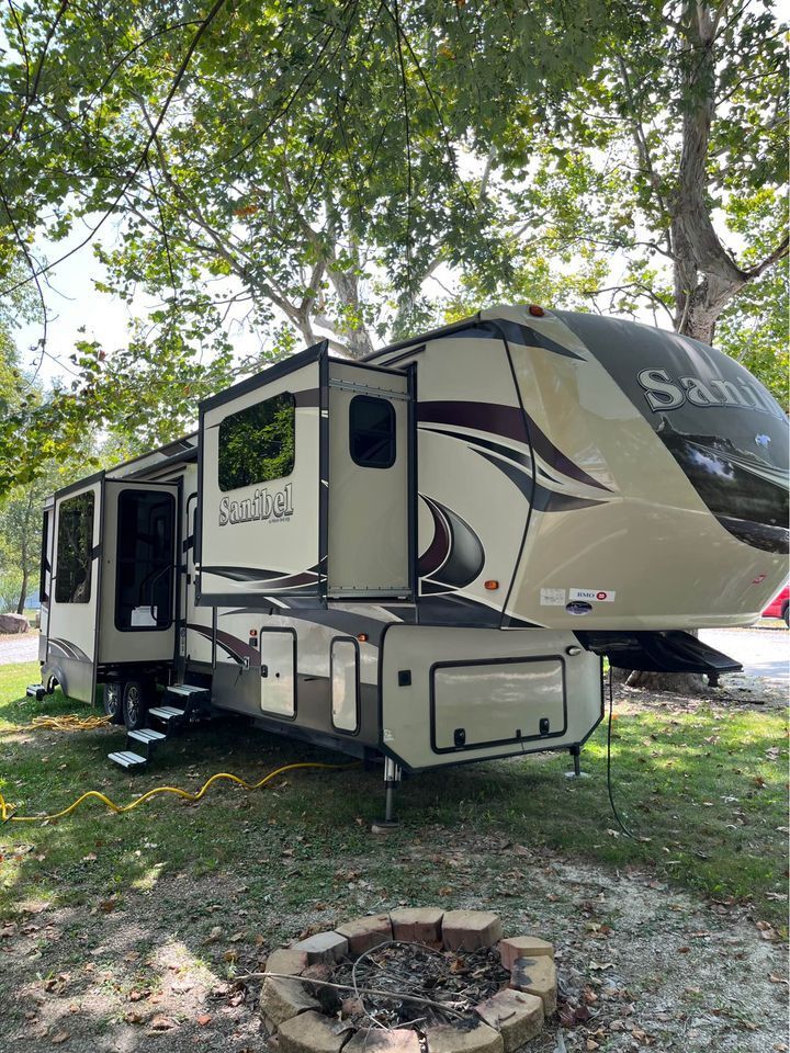 Photo of Rv