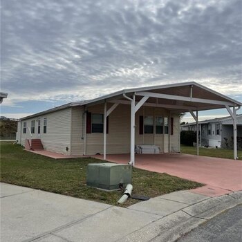 Thumbnail of mobile home