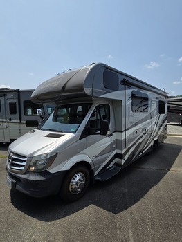 Thumbnail of RV