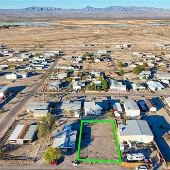 Thumbnail of mobile home lot