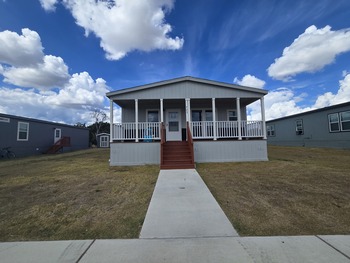 Thumbnail of mobile home