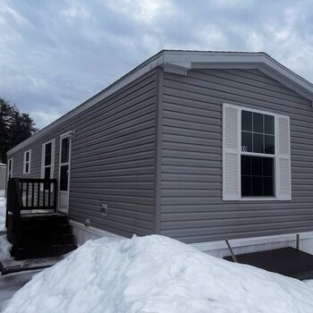 Thumbnail of mobile home