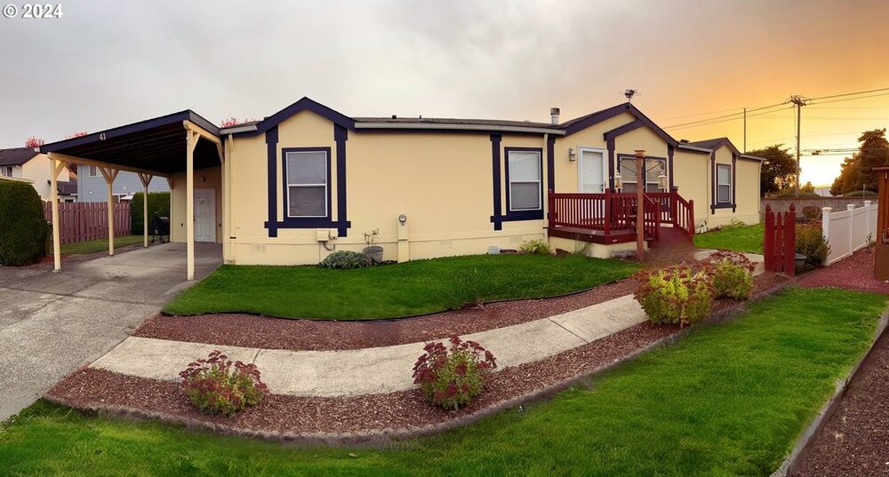 Photo of Mobile Home