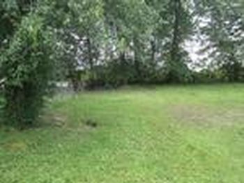 Thumbnail of mobile home lot