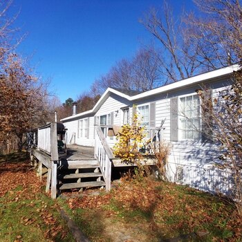 Thumbnail of mobile home