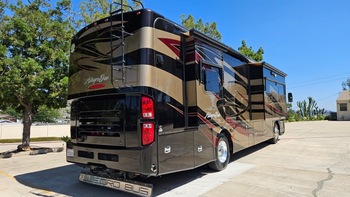 Thumbnail of RV