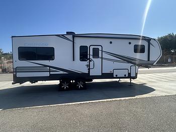 Thumbnail of RV