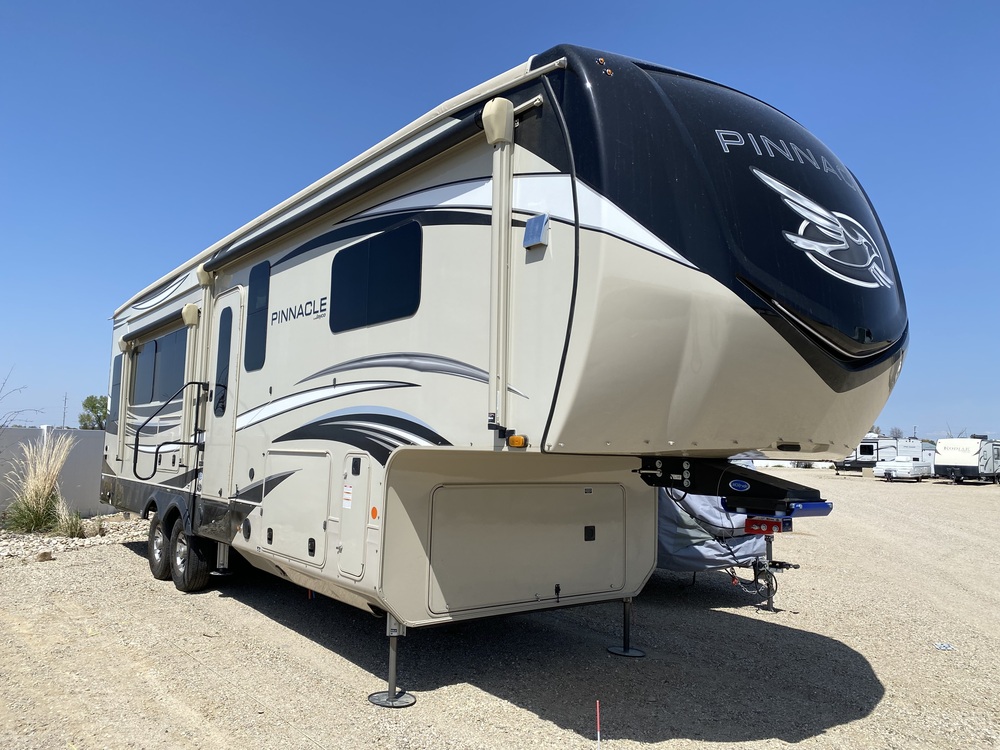 Photo of Rv