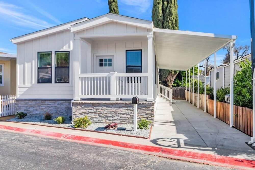 Photo of Mobile Home