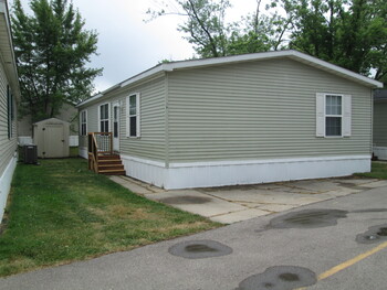 Thumbnail of mobile home