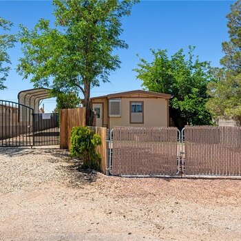 Thumbnail of mobile home