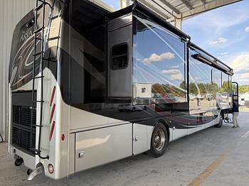 Thumbnail of RV
