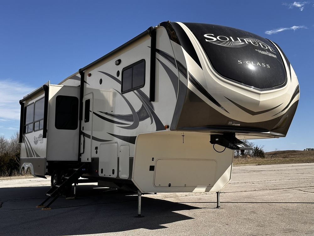 Photo of Rv