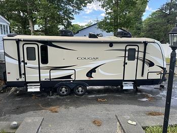 Thumbnail of RV